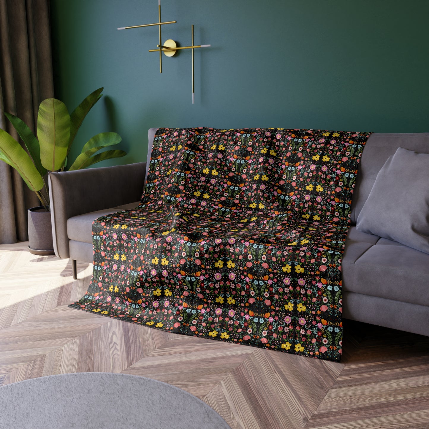 Folklore Floral Pattern Crushed Velvet Blanket