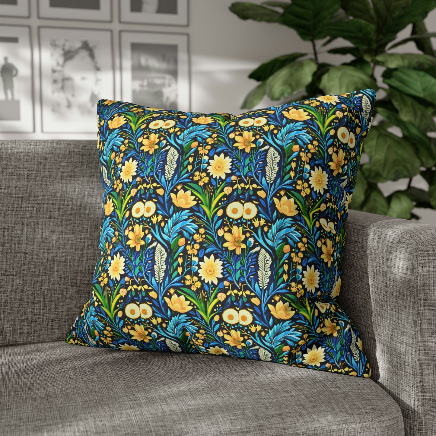 Hyde Park London Early English Daffodil Spring Flowers Decorative Accent Spun Polyester Pillow Cover