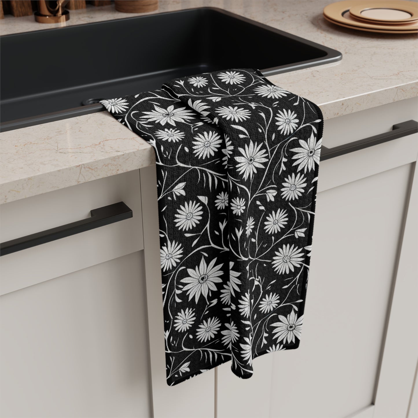 Field of Scandinavian Black and White Daisies 1970s Floral Pattern Decorative Kitchen Waffle Microfiber Tea Towel/Bar Towel