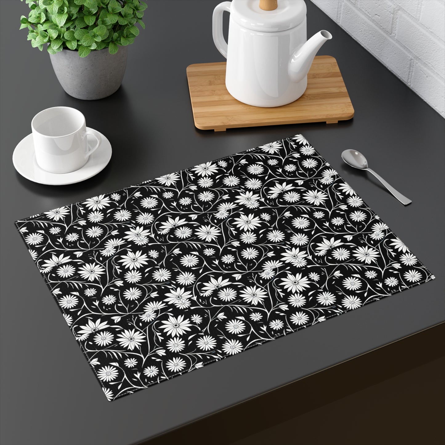 Field of Scandinavian Black and White Daisies 1970s Floral Pattern Decorative Tablescape Dining Entertaining Placemat, 1pc