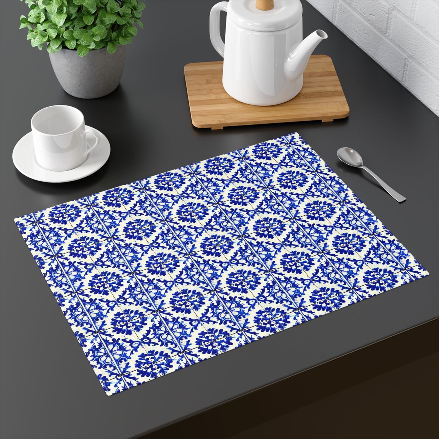 Portuguese Summer Blue and White Floral Antique Tile Entertaining Dinner Party Patio Indoor Outdoor Home Decor Placemat, 1pc